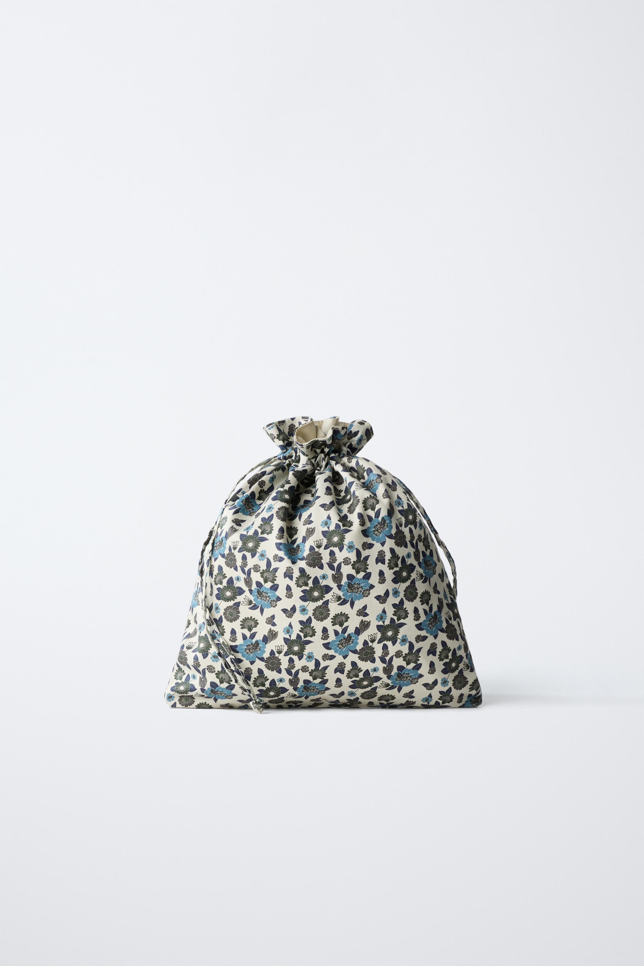 PACK OF FLORAL BAGS